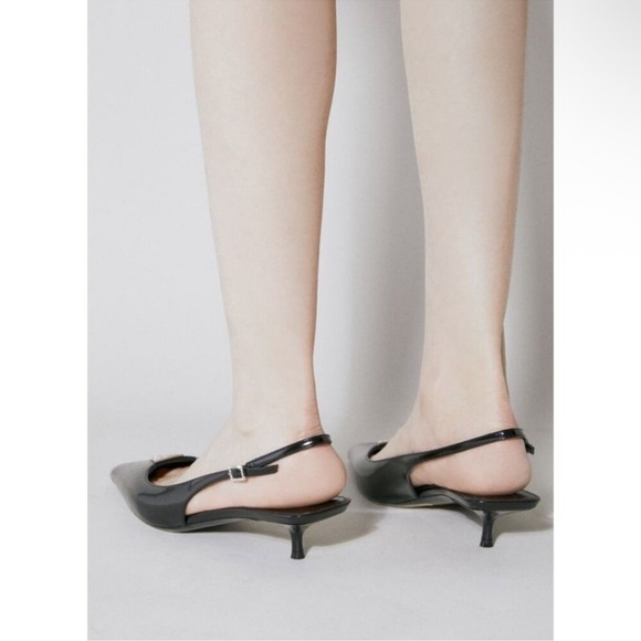 Saint Laurent | Cherish Glazed Leather Rhinestone Slingback, 30mm - Picture 8 of 16